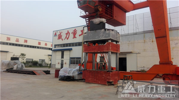 玻璃钢成型四柱液压机3