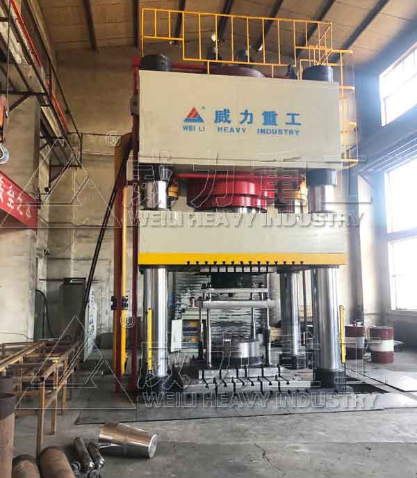 4000吨四柱液压机
