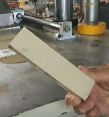 压制成型的陶瓷砖