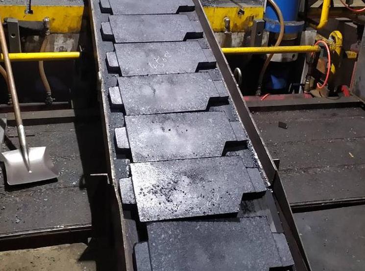 铁粉末热压成型电梯配置块